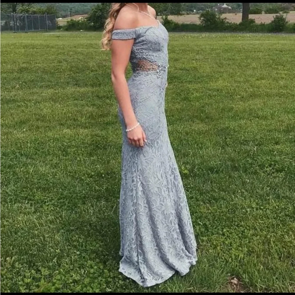 Prom Dress - Picture 3 of 6